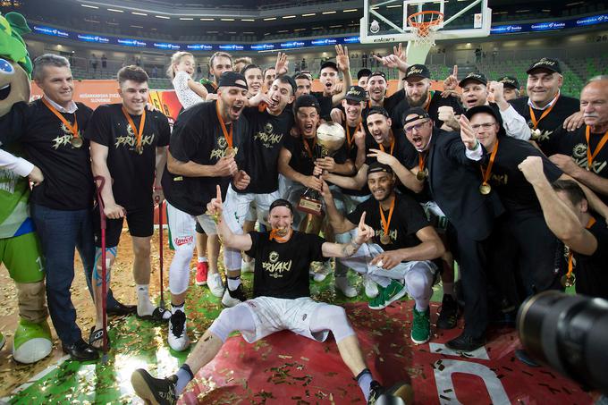 Ekipa Petrol Olimpija je lani osvojila naslov državnega prvaka. | Foto: Urban Urbanc/Sportida