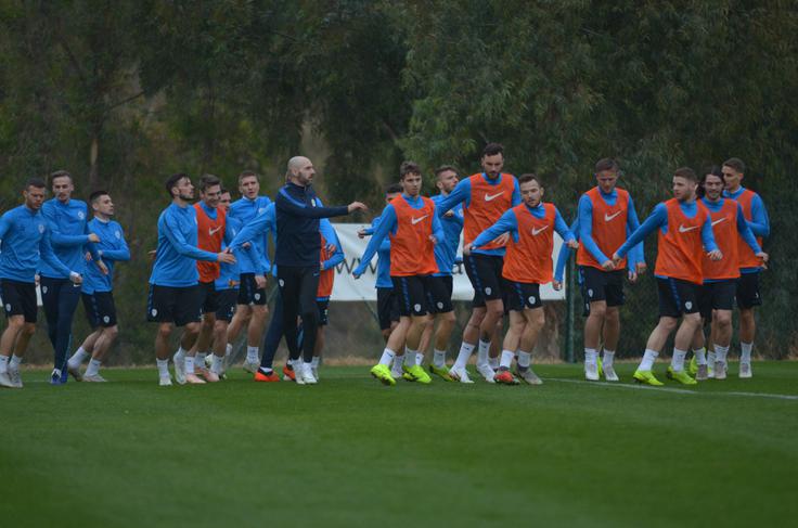 Kondicijski trener reprezentance je Hrvat Luka Brkljača, s katerim je selektor Kek sodeloval pri reškem klubu. | Foto: nzs.si