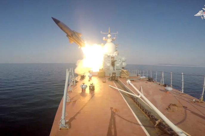ruska mornarica, rakete | Obe sovražni plovili smo uničili, so sporočili z ruskega obrambnega ministrstva.  | Foto Reuters
