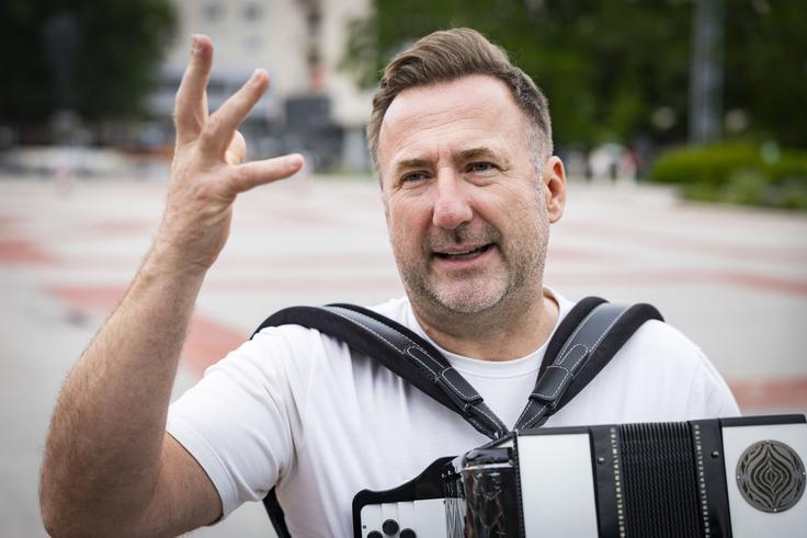 "Če imaš talent in vztrajnost, je to zmagovalna kombinacija. Se pa zgodi, da ima nekdo veliko talenta, pa ne vadi, nekdo drug pa manj talenta, a veliko vadi. Tak lahko prvega premaga z voljo in trdim delom. Talent je pogoj, brez katerega je težje uspeti," meni Goter. | Foto: Bojan Puhek