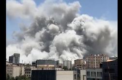 Izraelski raketni napadi pretresli Iran: eksplozije v Teheranu in Karadžu #vŽivo