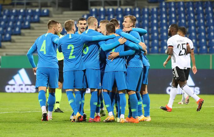 Mladi slovenski nogometaši bodo poskušali napredovati v skupini B, kjer se bodo pomerili s Španijo, Češko in Italijo. | Foto: Guliverimage/AP