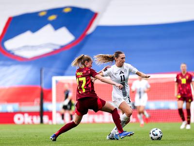 Slovenke za konec rednega dela kvalifikacij za SP 