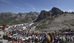 Francoski stop za Vuelto: kolesarji brez vzpona na Tourmalet
