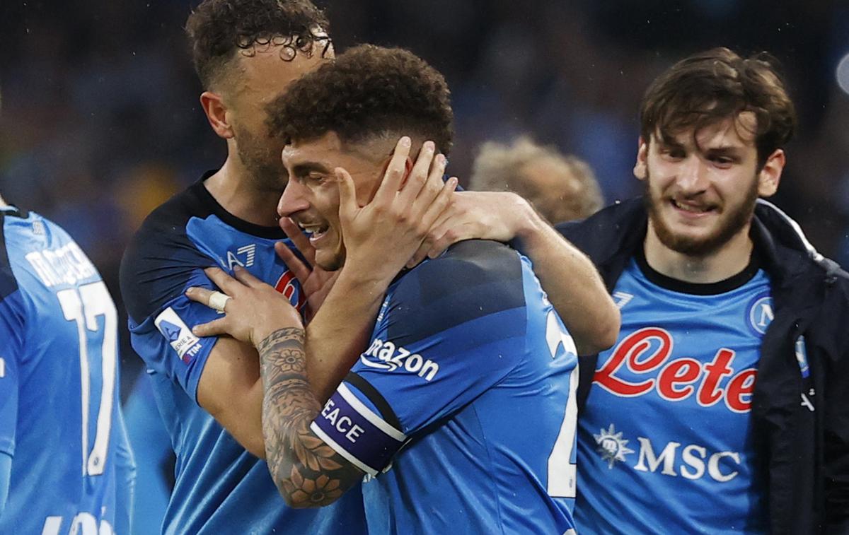 Napoli | Napoli je s 3:1 premagal Inter in tako prvič v eni sezoni premagal vseh 19 tekmecev. | Foto Reuters