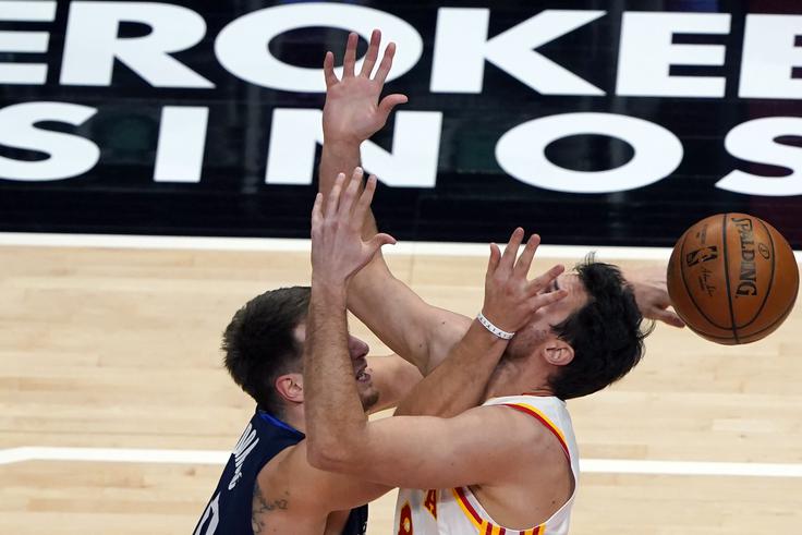 Evropski obračun: Dončić vs. Gallinari | Foto: AP / Guliverimage