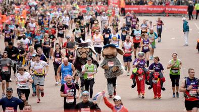 Na londonskem maratonu vendarle svetovni rekord - za najhitrejšo medicinsko sestro