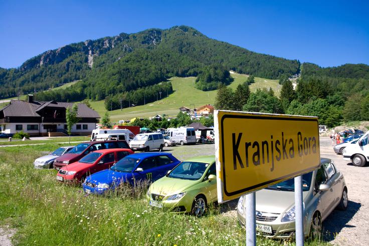 Zakaj Kranjska Gora in ne Kranjska gora? | Foto: Vid Ponikvar