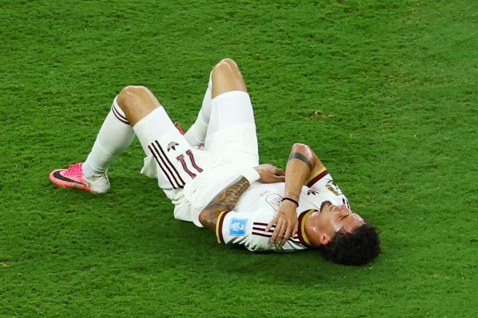 Yeremy Pino | Yeremy Pino se je poškodoval na tekmi z Urugvajem. | Foto Reuters