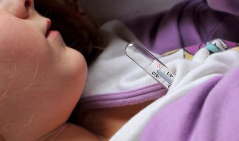 NIJZ pripravil smernice za vračanje otrok v vrtec ali šolo po preboleli bolezni