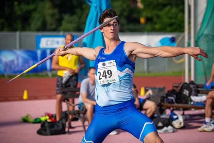Tom Teršek do naslova mladinskega svetovnega prvaka