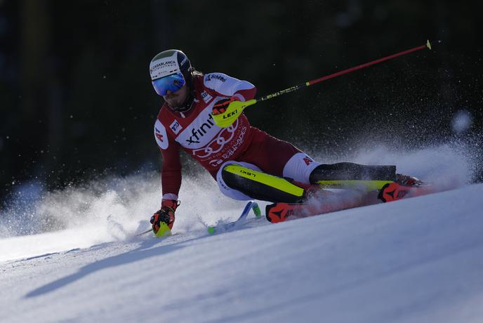 Feller ostaja slalomski kralj, Slovenca prepočasna za finale