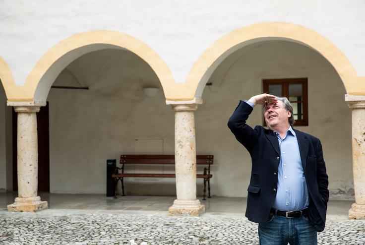 "Agrokor je imel tako veliko moč, da je lahko kadroval vlade, finančne in gospodarske ministre, njihove namestnike ali guvernerje centralne banke, kot je bil recimo Željko Rohatinski, ki je tja prišel iz Agrokorja." | Foto: Vid Ponikvar
