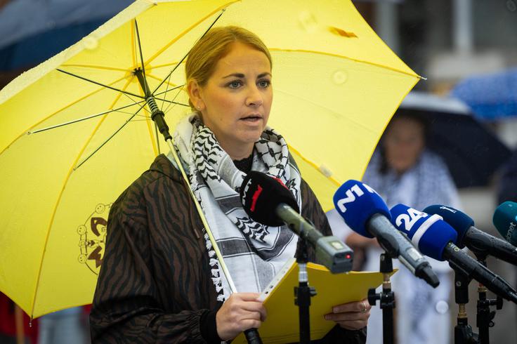 "Mednarodno pravo ni stvar izbire, človekove pravice niso stvar političnega udobja, človeška življenja niso pomembnejša od diplomacije," je dodala Premkova. | Foto: STA