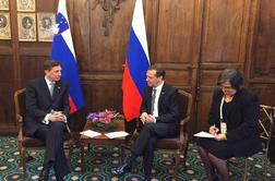 Pahor v Münchnu: Treba je ukrepati za mirno rešitev vseh kriz