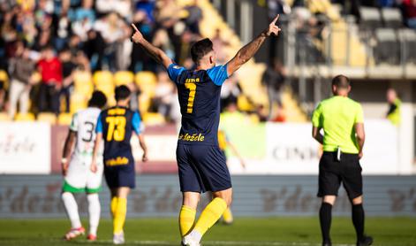 Spektakularen derbi v Celju, Mura z novim trenerjem do točke