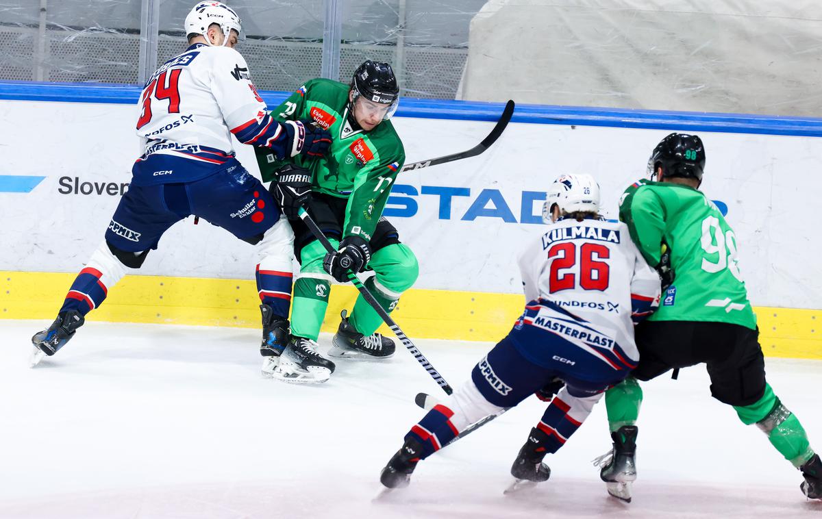 IceHL: HK Olimpija Ljubljana - Fehervar AV19 | Olimpijo, ki išče novega trenerja, danes vodi pomočnik Andrej Tavželj. | Foto Filip Barbalić