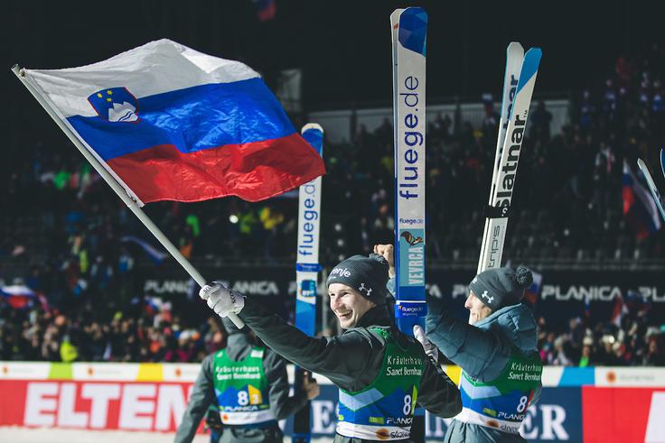 Anže Lanišek, Timi Zajc, Žiga Jelar, Lovro Kos, prvaki, Planica 2023 | Foto: Grega Valančič/Sportida