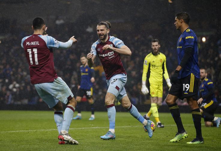 Zadnjeuvrščeni Burnley je izenačil prek Jayja Rodrigueza. | Foto: Reuters