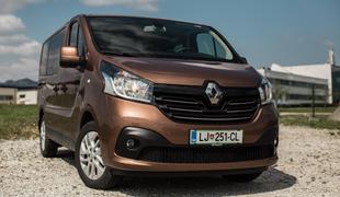 Renault trafic passenger dCi 140 – za 100 kilometrov poti bo vsak potnik prispeval le dober evro