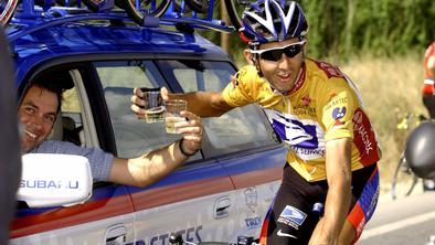 Kdo je španski rekorder Vuelte, ki ga uspešno lovi Primož Roglič?