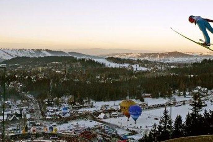 Tekma v Zakopanah prestavljena na nedeljo