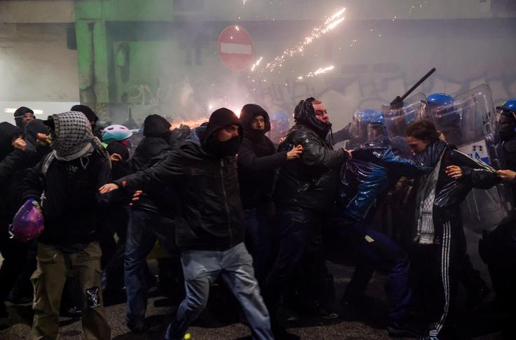 MIlan, protest, olimpijske igre | Foto: Reuters