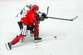 Rdeči biki zmagali v Ljubljani, Jeseničani strli Cortino