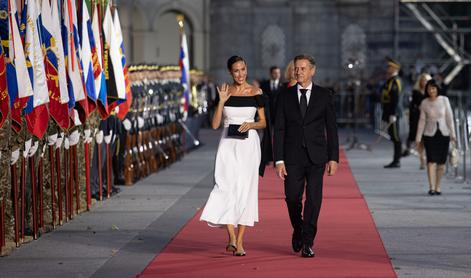 Tako so na rdeči preprogi ob dnevu državnosti zablesteli državniki in funkcionarji #foto