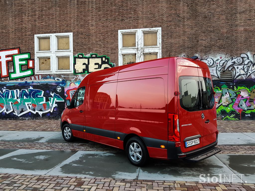 mercedes-benz sprinter