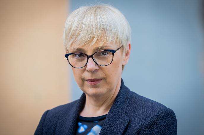 Nataša Pirc Musar | Predsednici Nataši Pirc Musar pri kadrovanju delo otežuje opozicija, saj je za izvolitev varuha človekovih pravic potrebna dvotretjinska večina. Čaka jo še ena težka kadrovska preizkušnja – izvolitev dveh ustavnih sodnikov. | Foto STA