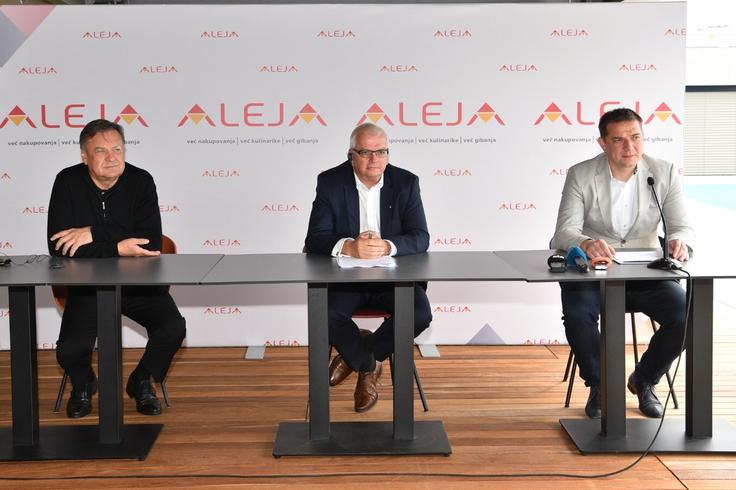 Ljubljanski župan Zoran Janković, generalni direktor SES mag. Marcus Wild ter direktor SES Slovenija in direktor ALEJE Toni Pugelj | Foto: 