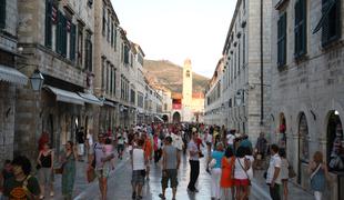 Kitajski policisti bodo delali red v hrvaških turističnih krajih