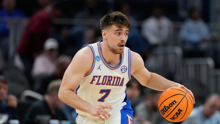 V noči na torek je na sporedu le še veliki finale med univerzama Florida in Houston. Za prve nastopa tudi mladi slovenski reprezentant Klavžar. | Foto: Guliverimage