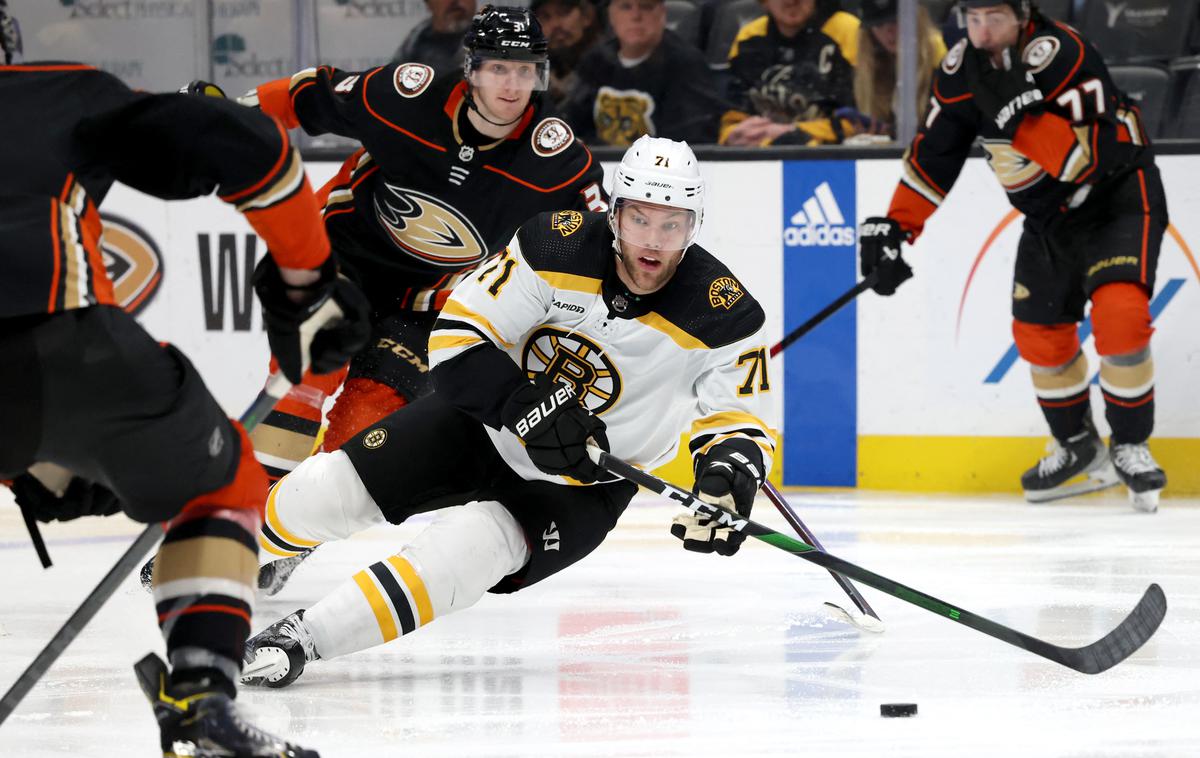 Boston Bruins | Boston Bruins so v izjemni formi. Tokrat so s 7:1 in hat-trickom Davida Pastrnaka v gosteh ugnali Anaheim Ducks. | Foto Guliverimage