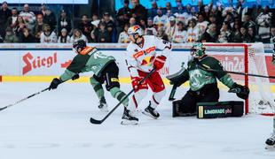 Olimpija premagala prvake in skočila na vrh