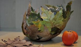 Posodo za sadje ustvarite iz jesenskega listja (foto)