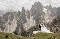 Slovenski športni novinar svojo izbranko popeljal pred najlepši oltar ... na 2500 metrov nad morjem
