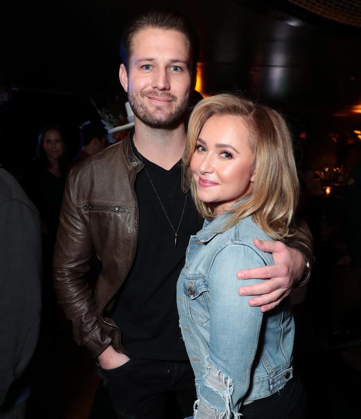Hayden Panettiere in njen partner Brian Hickerson sta dan pred njeno smrtjo iz Los Angelesa pripotovala v Južno Karolino, od koder on prihaja. | Foto: Profimedia