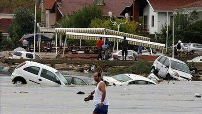 Poplave v Afriki in Turčiji, neurja v Južni Ameriki