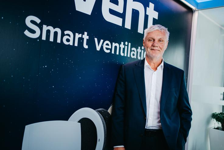 Med najbolj podcenjenimi težavami v domovih so po njegovem presežene vrednosti ogljikovega dioksida v spalnih prostorih. | Foto: Jan Lukanović