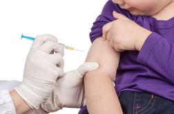 Francija: starši nad oblast s tožbo, ker so otroka cepili z napačnim cepivom