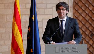 Puigdemont odločitev o razpisu volitev prepustil parlamentu #video