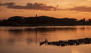 Ministrstvo svari slovenske državljane: čim prej zapustite to območje