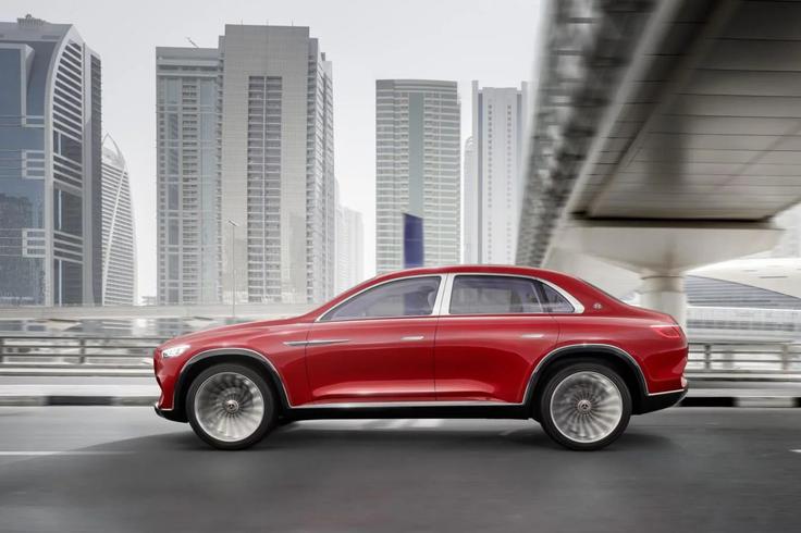 Limuzinski zadek na SUV? Mnenja o primernosti takšnega početja so deljena. | Foto: Mercedes-Benz