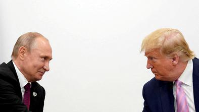 Putin s Trumpom na telefonu eno uro: "Rusija se tem ciljem ne bo odrekla"