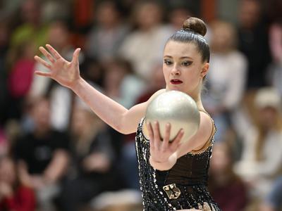 Lada Pusch zmagovalka v Ljubljani, Dora Valant šesta
