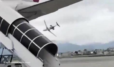 V strmoglavljenju letala preživel le pilot #video