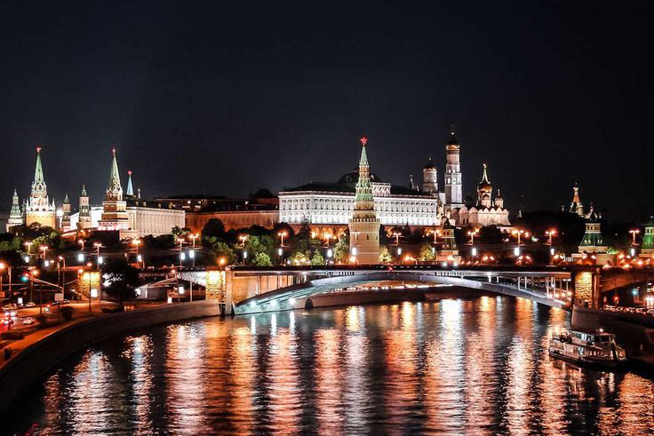 Še ena od najnovejših raziskav inštituta Levada je pokazala, da potek vojne v Ukrajini trenutno zanima najmanj Rusov in Rusinj od februarja 2022.  | Foto: Shutterstock