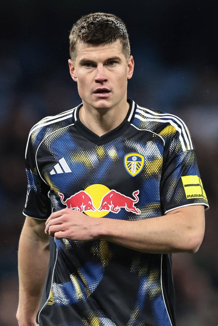 Jaka Bijol bi se lahko vrnil v začetno enajsterico Leedsa. | Foto: Guliverimage